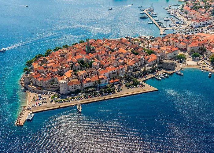 Modern Grbin In The Very Center Of Korcula Lumbarda
