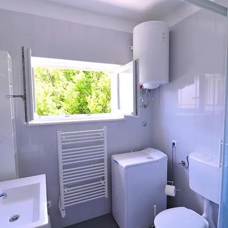 Daire Modern Grbin In The Very Center Of Korcula *