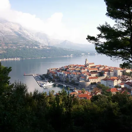 Modern Grbin In The Very Center Of Korcula Lumbarda