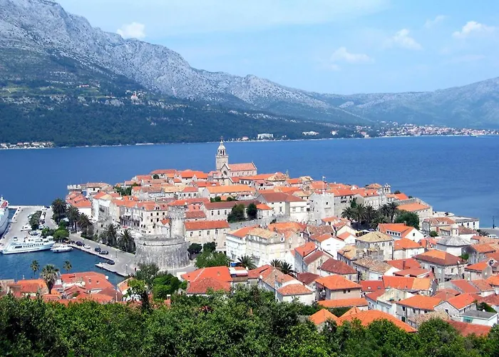Modern Grbin In The Very Center Of Korcula 公寓
